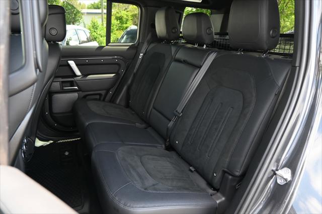 2023 Land Rover Defender 110 V8