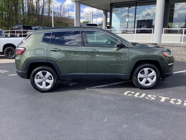2019 Jeep Compass Latitude 4x4 2019 Jeep Compass Latitude 4x4