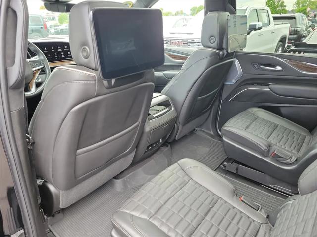 2023 Cadillac Escalade 4WD Sport Platinum