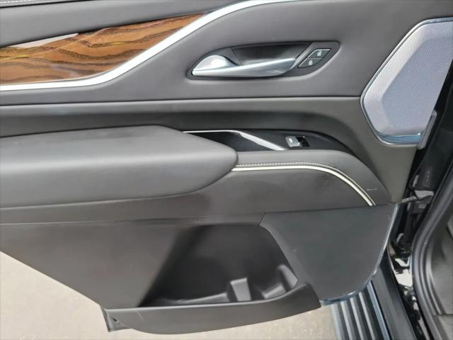 2023 Cadillac Escalade 4WD Sport Platinum