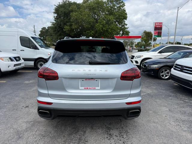 2017 Porsche Cayenne Platinum Edition