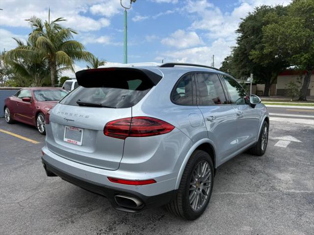2017 Porsche Cayenne Platinum Edition