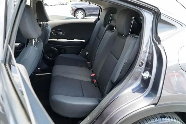 2022 Honda HR-V 2WD EX