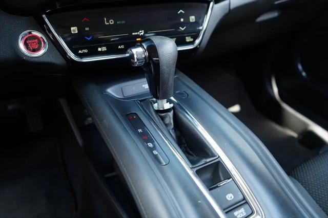2022 Honda HR-V 2WD EX