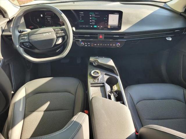2025 Kia EV6 Light Long Range RWD