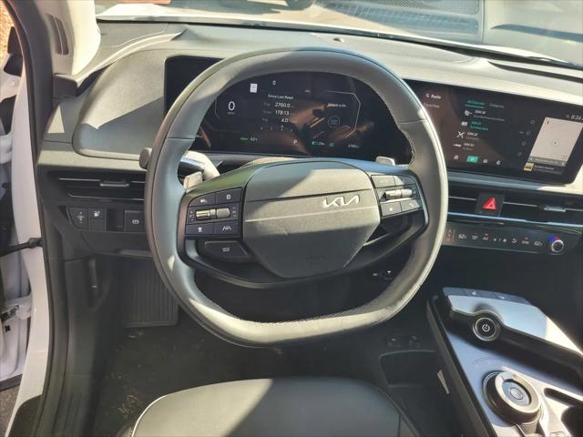 2025 Kia EV6 Light Long Range RWD