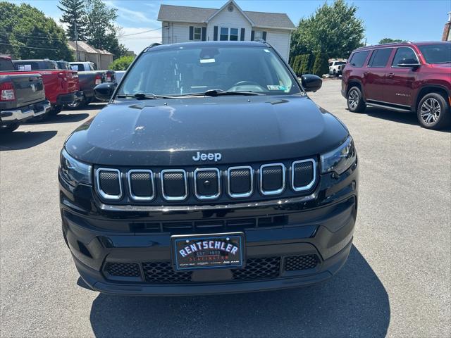 2022 Jeep Compass Latitude Lux 4x4 2022 Jeep Compass Latitude Lux 4x4