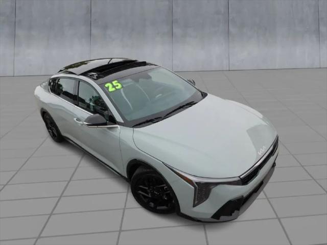 2025 Kia K4 GT-Line Turbo