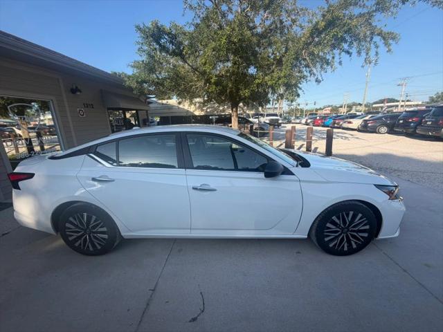 2025 Nissan Altima SV FWD