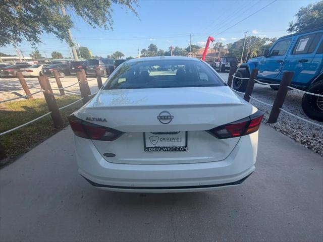 2025 Nissan Altima SV FWD