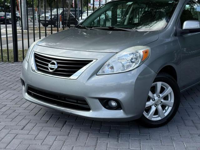2012 Nissan Versa 1.6 SL