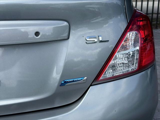 2012 Nissan Versa 1.6 SL
