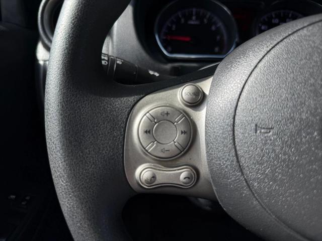 2012 Nissan Versa 1.6 SL