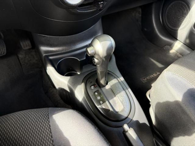 2012 Nissan Versa 1.6 SL