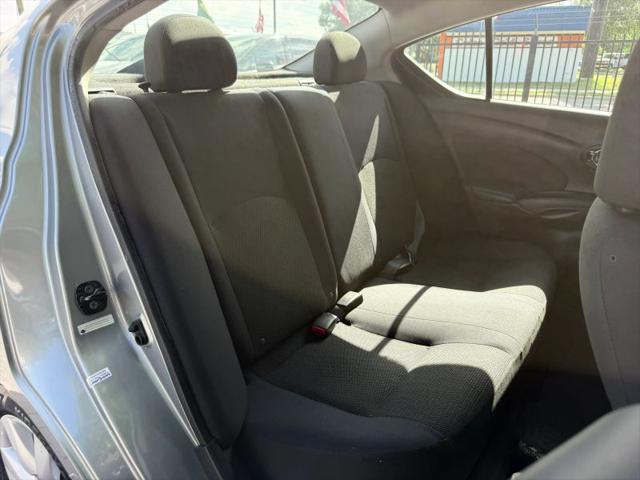2012 Nissan Versa 1.6 SL