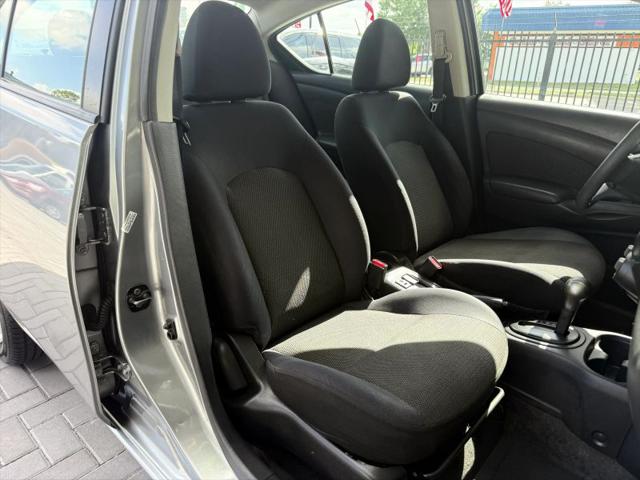 2012 Nissan Versa 1.6 SL