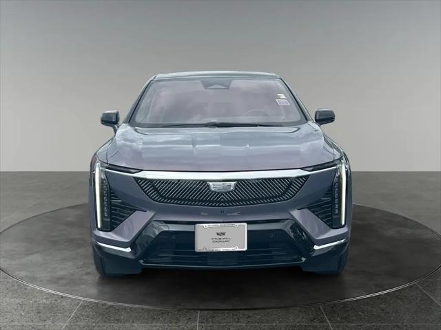 2025 Cadillac iQ Luxury 1 AWD