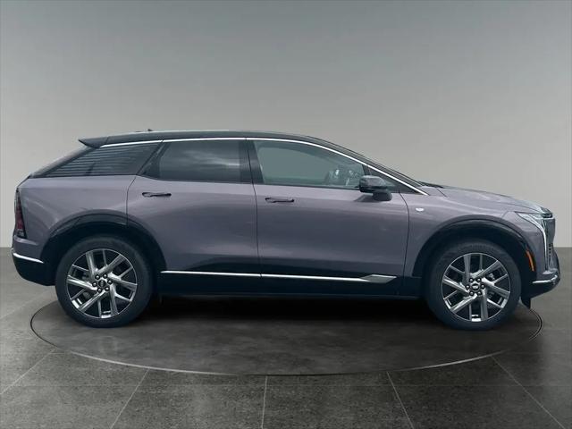 2025 Cadillac iQ Luxury 1 AWD