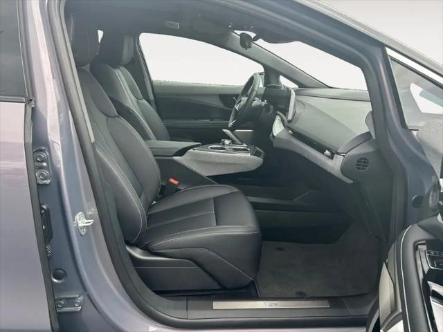 2025 Cadillac iQ Luxury 1 AWD