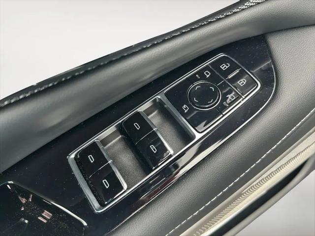 2025 Cadillac iQ Luxury 1 AWD