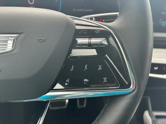 2025 Cadillac iQ Luxury 1 AWD