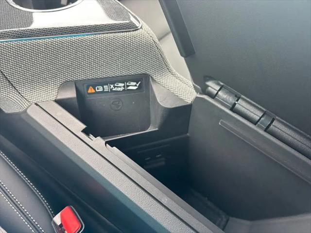 2025 Cadillac iQ Luxury 1 AWD