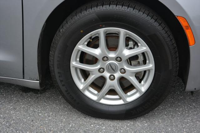 2021 Chrysler Voyager LXI
