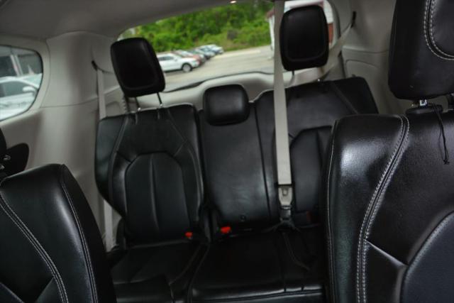 2021 Chrysler Voyager LXI