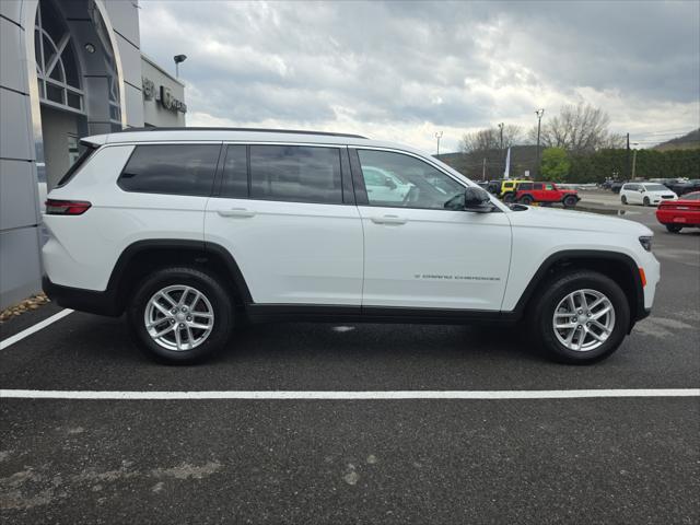 2024 Jeep Grand Cherokee L Laredo 4x4 2024 Jeep Grand Cherokee L Laredo 4x4