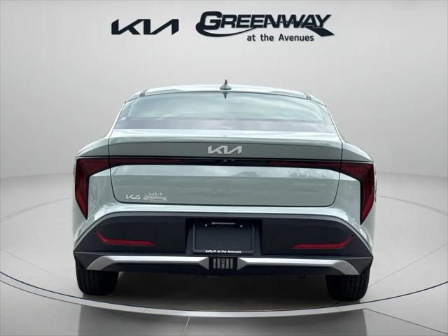 2026 Kia K4 LXS