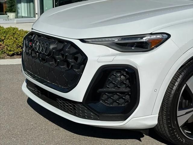 2025 Audi SQ5 Premium Plus TFSI quattro S tronic