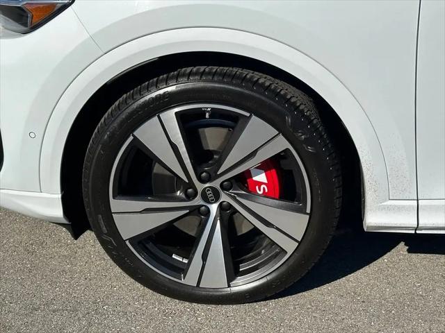 2025 Audi SQ5 Premium Plus TFSI quattro S tronic
