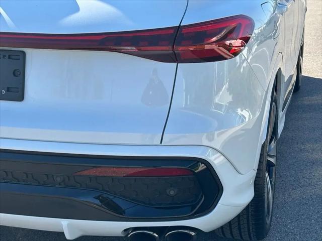 2025 Audi SQ5 Premium Plus TFSI quattro S tronic