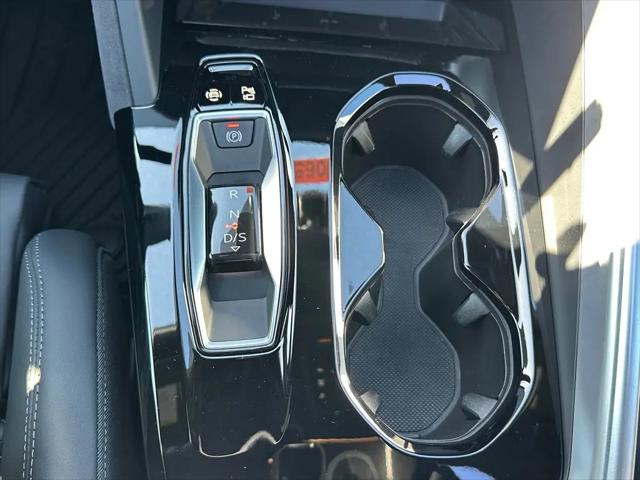 2025 Audi SQ5 Premium Plus TFSI quattro S tronic