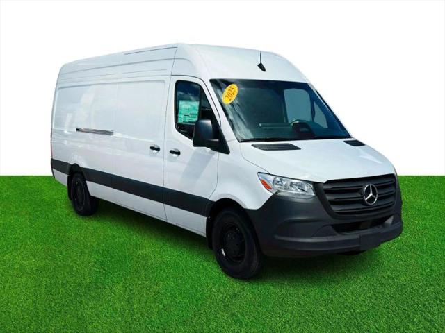 2025 Mercedes-Benz Sprinter 2500 High Roof 4-Cyl Diesel for sale in Hialeah, FL