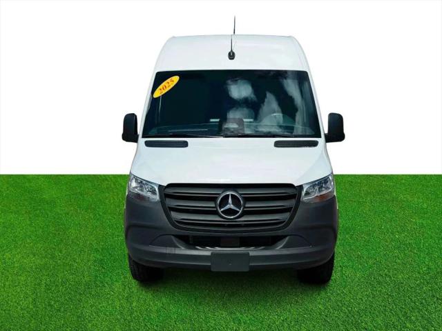 2025 Mercedes-Benz Sprinter 2500 High Roof 4-Cyl Diesel