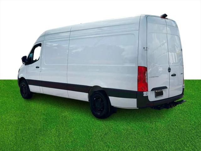 2025 Mercedes-Benz Sprinter 2500 High Roof 4-Cyl Diesel