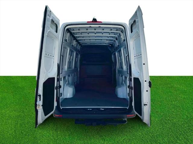 2025 Mercedes-Benz Sprinter 2500 High Roof 4-Cyl Diesel