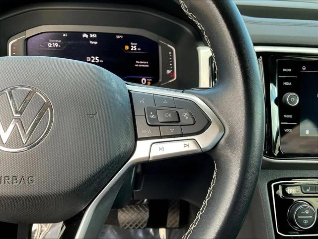 2022 Volkswagen Atlas 3.6L V6 SE w/Technology