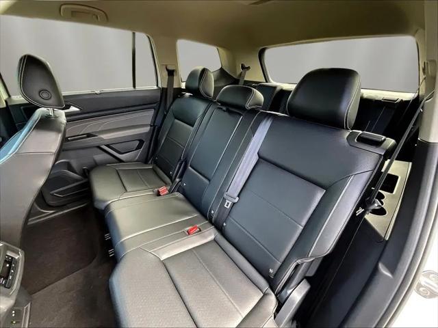 2022 Volkswagen Atlas 3.6L V6 SE w/Technology