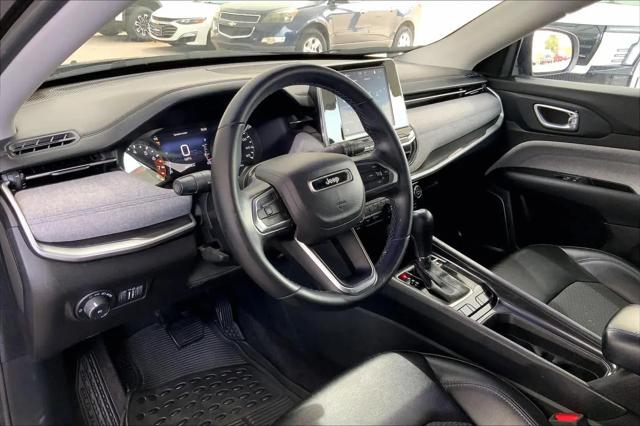 2022 Jeep Compass Latitude FWD