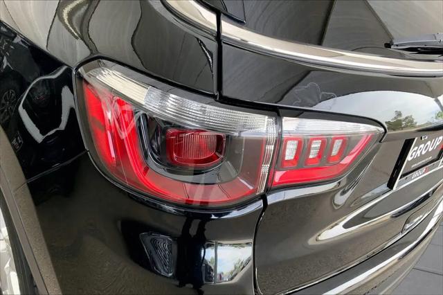2022 Jeep Compass Latitude FWD