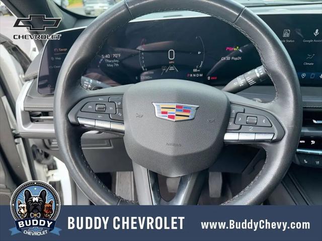 2024 Cadillac XT4 FWD Premium Luxury