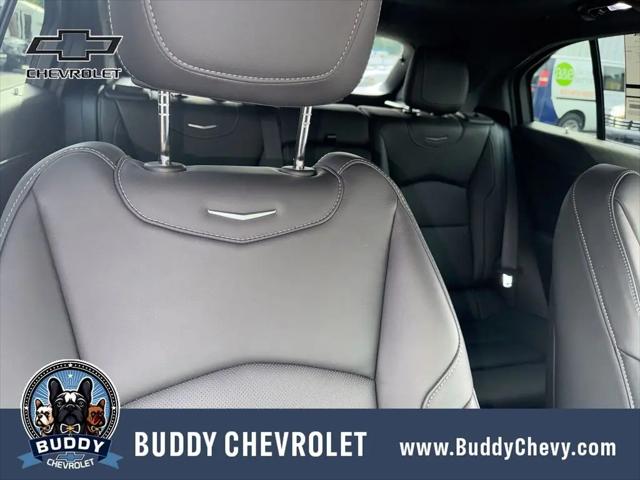 2024 Cadillac XT4 FWD Premium Luxury