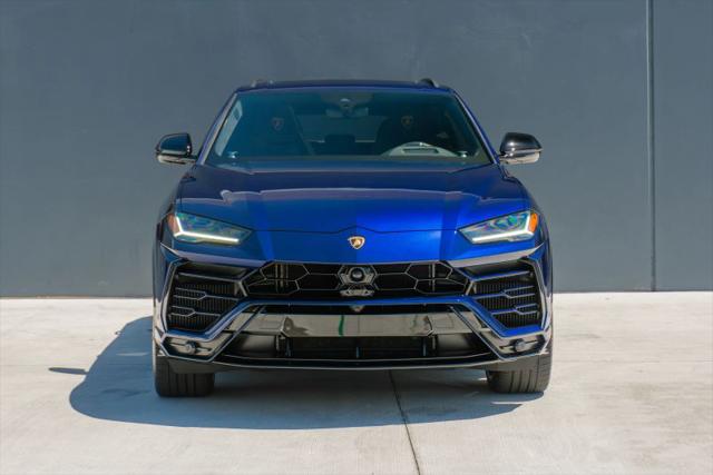 2021 Lamborghini Urus Base