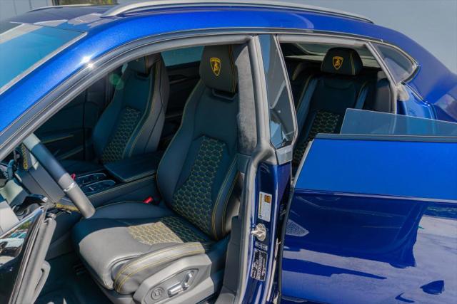 2021 Lamborghini Urus Base