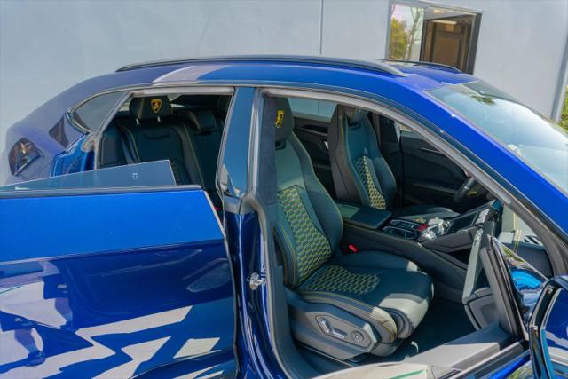 2021 Lamborghini Urus Base