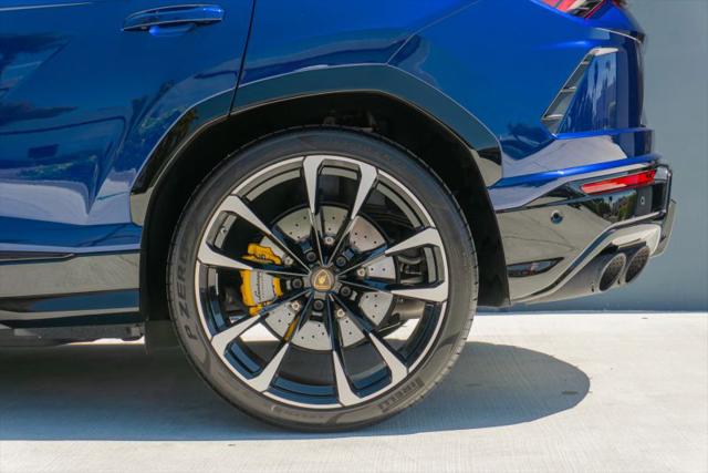 2021 Lamborghini Urus Base