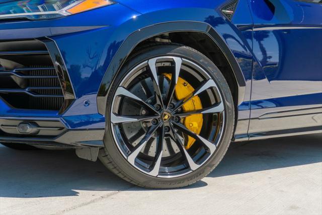 2021 Lamborghini Urus Base