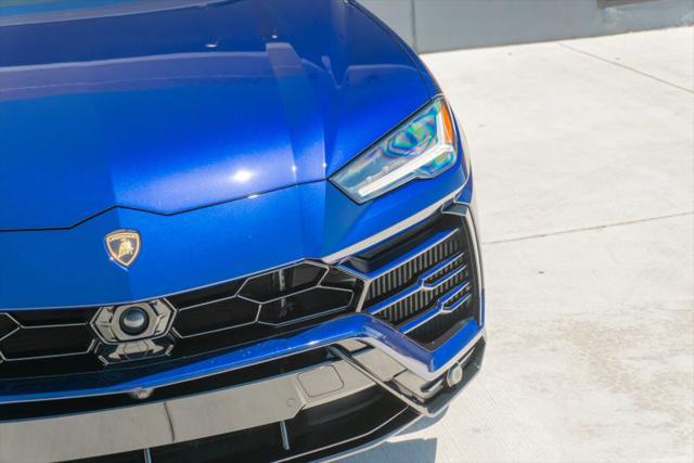 2021 Lamborghini Urus Base